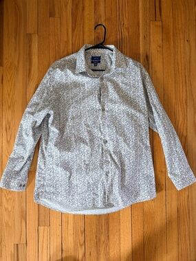 Apt. 9 White Shirt with Black and Light Pink Floral Print